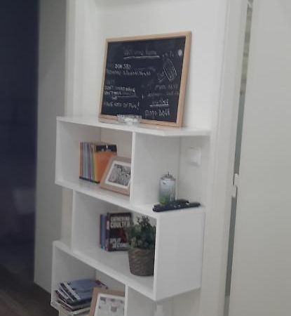 Minimalist Apartment Located near Belém Lisbona Esterno foto